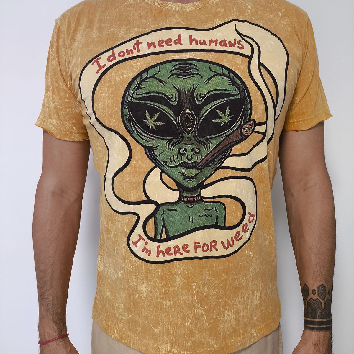 NO TIME - Polera Alienigena (L) 