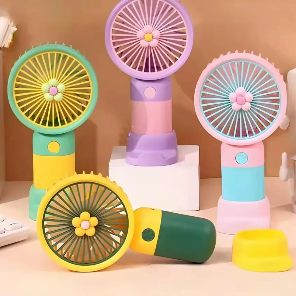 GENERICO - Ventilador De Mano Escritorio Recargable Portátil