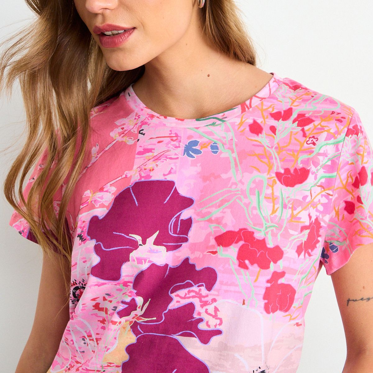ASH - Polera Estampada Manga Corta Mujer Rosa Ash