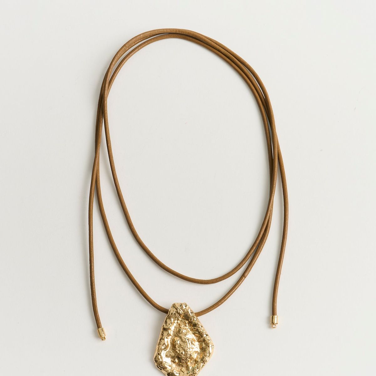 LOUNGE - Collar Mujer Cuero Triángulo Machacado