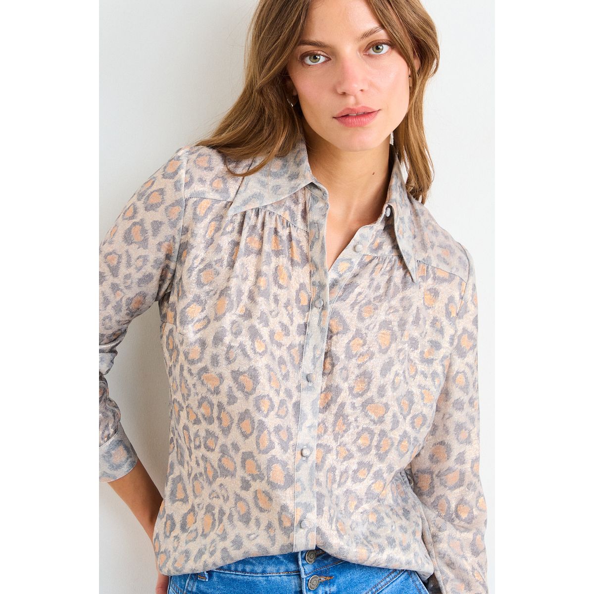 IO - Blusa Fantasia Mujer Gris Io