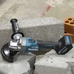 MAKITA - Esmeril Angular Ga004gz Xgt Sbat E De 40v Turquesa