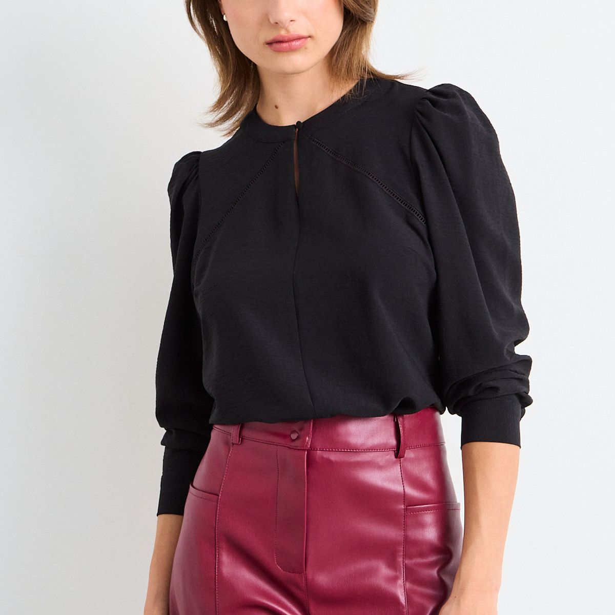 IO - Blusa Lisa Mujer Negro Io