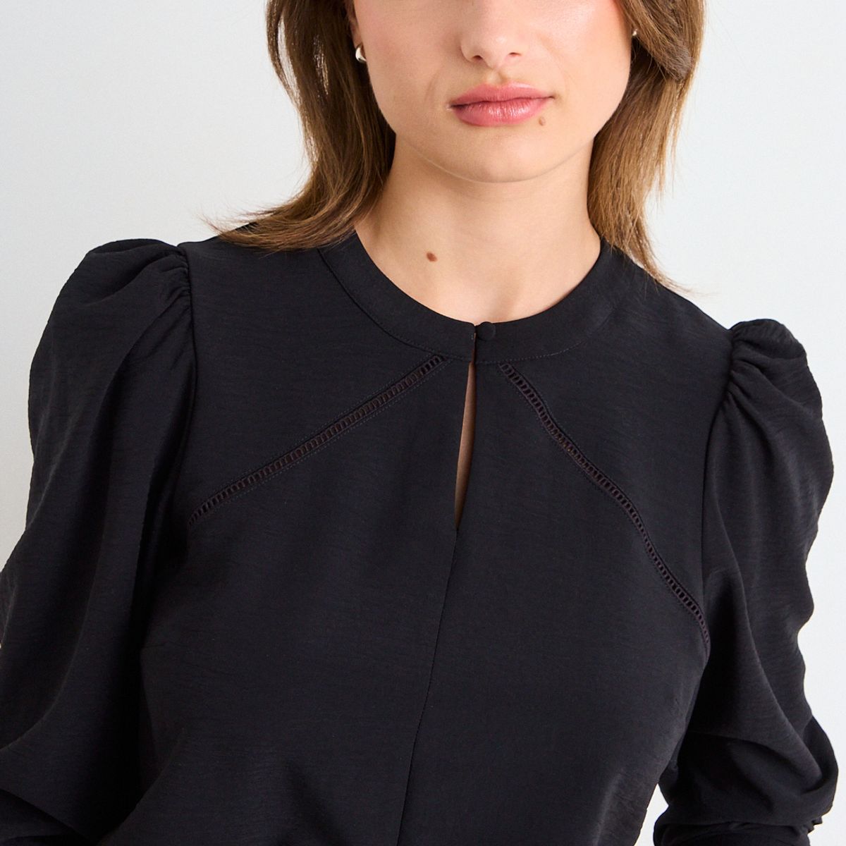 IO - Blusa Lisa Mujer Negro Io