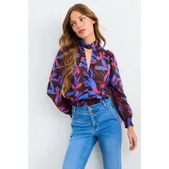 IO - Blusa Fantasia Mujer Negro