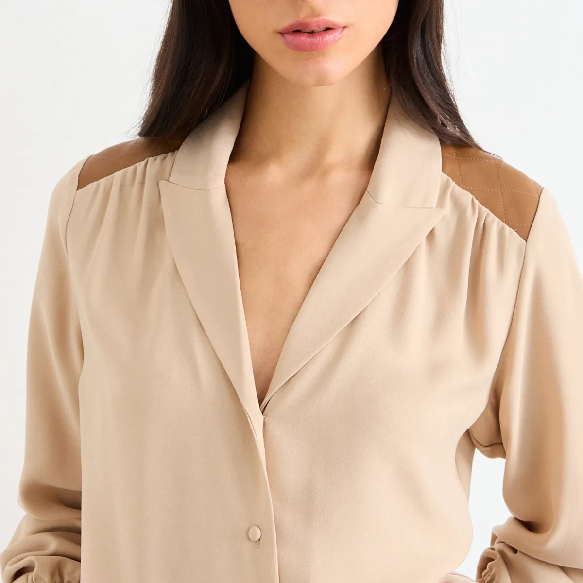 IO - Blusa Lisa Mujer Beige Io
