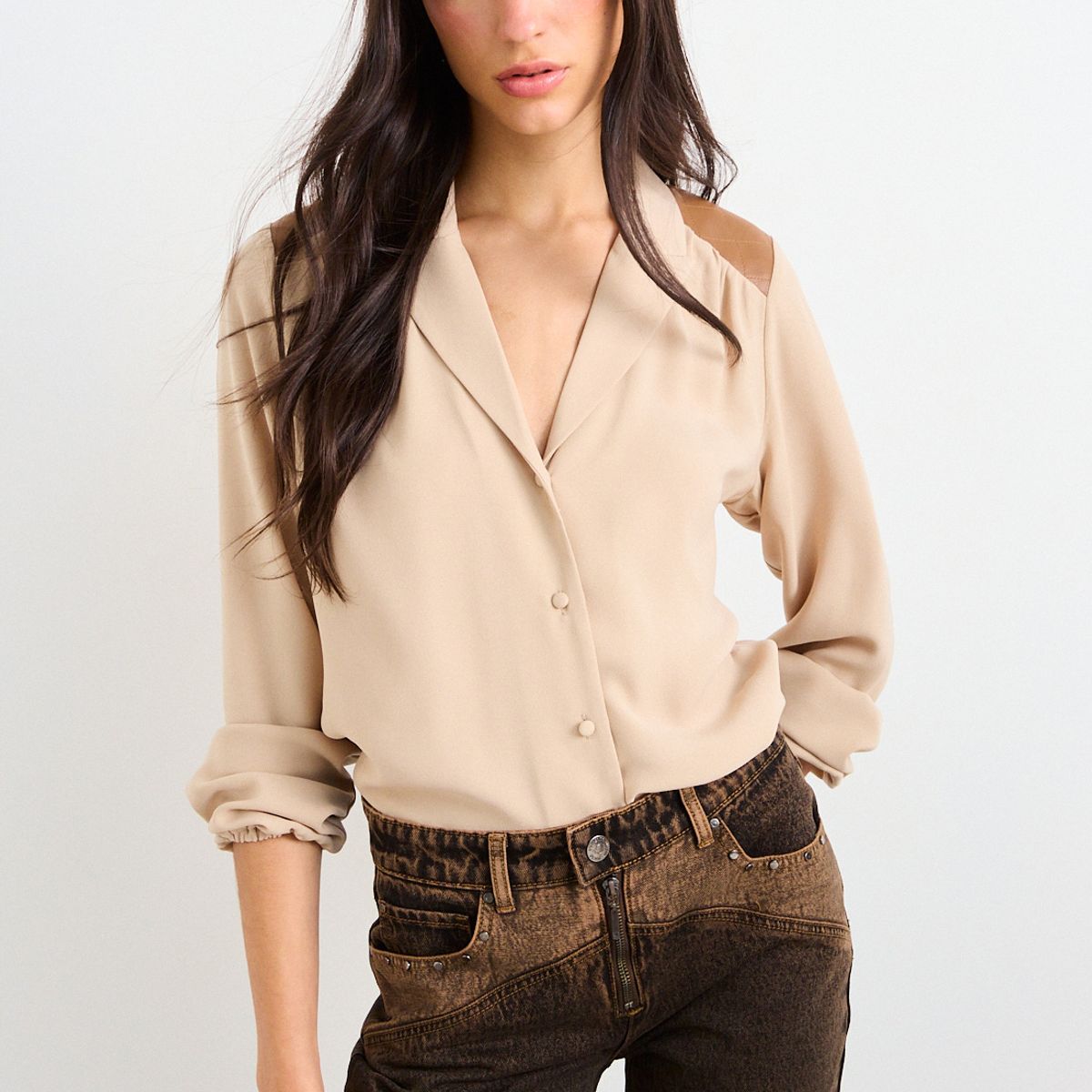 IO - Blusa Lisa Mujer Beige Io