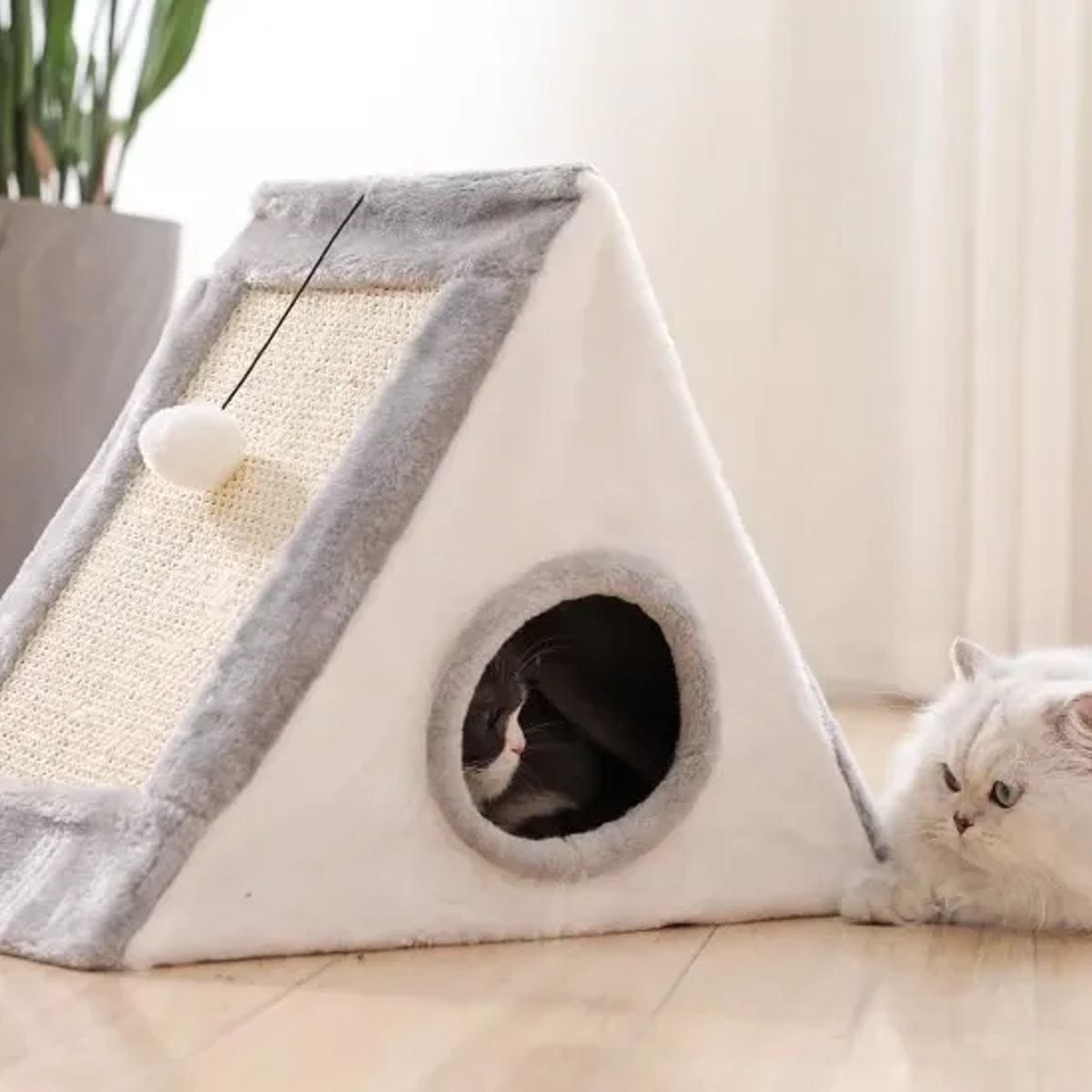 HOOPET - Rascador Para Gato Tipo Casita Con Colgante Talla S