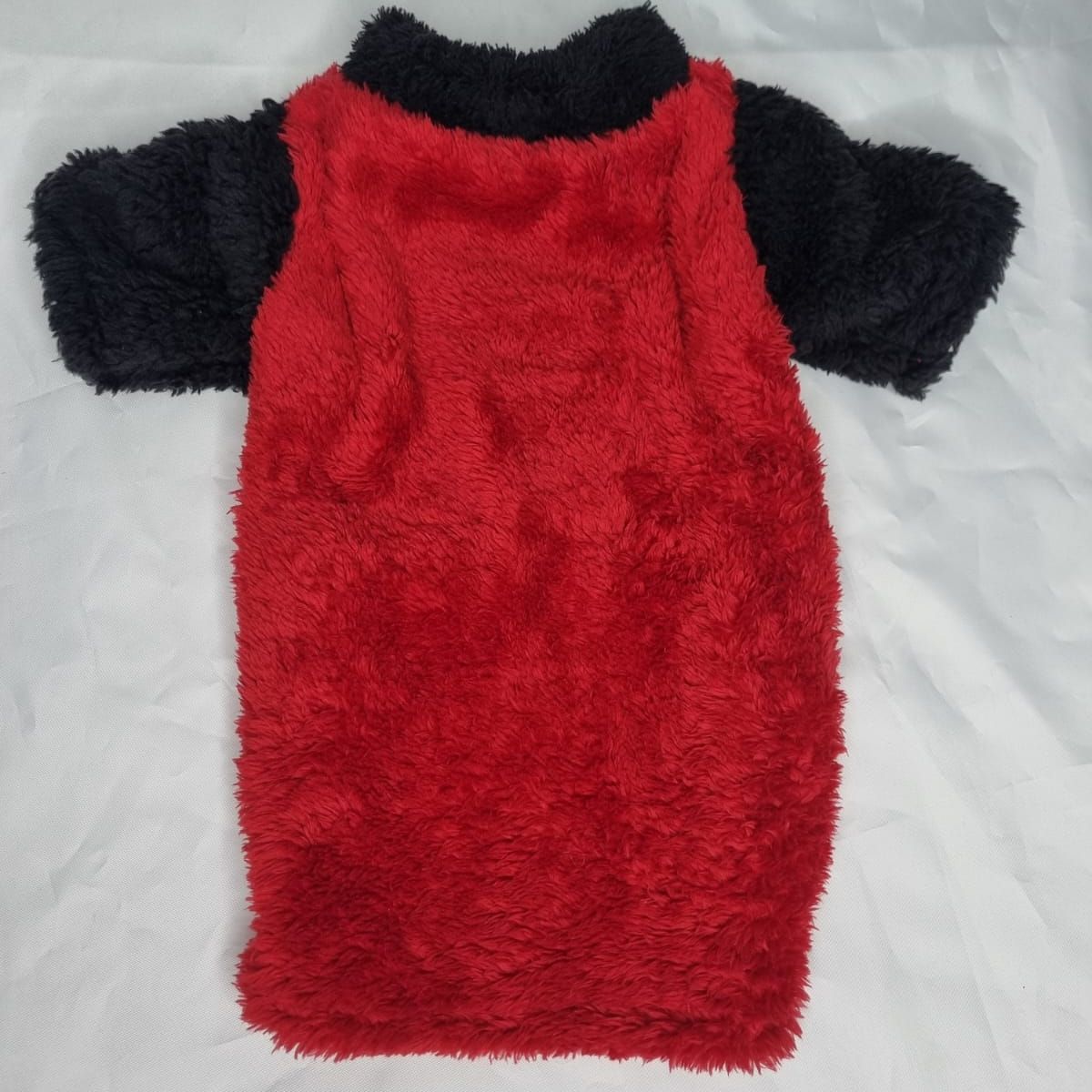 EL MUNDO DE EMMA - Polerón mascota cordero rojo con negro talla L