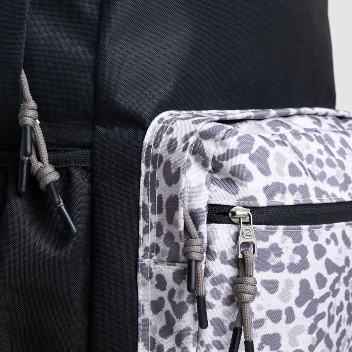 POLEMIC - Mochila Básica Animal Print negro 22L Polemic