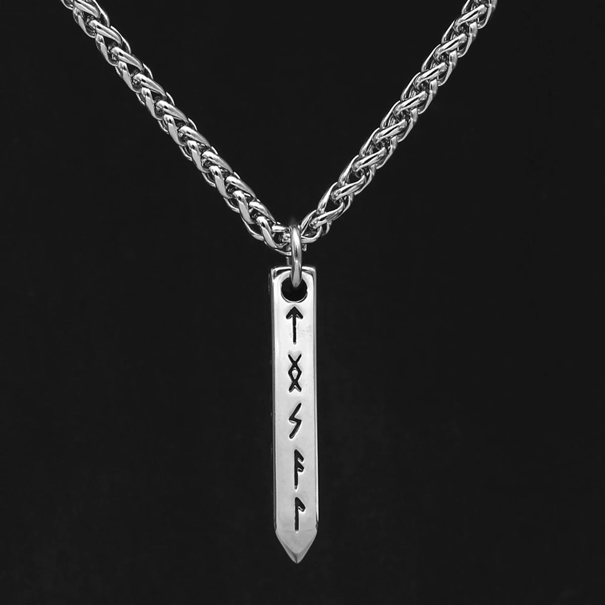 GENERICO - Collar Vikingo Odin Titanio Runas Nordica Silver