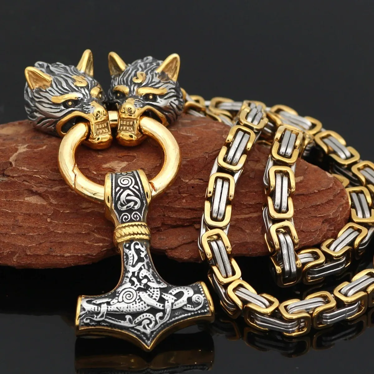 GENERICO - Collar Vikingo Lobo Y Martillo Nordico Acero Gold 2022 M1