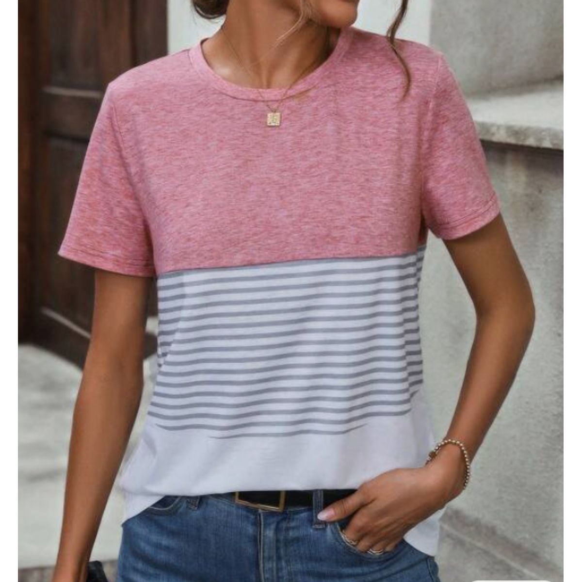 KIRAMA CLOTHING STORE - Camiseta Multicolor a Rayas Bloque de Color