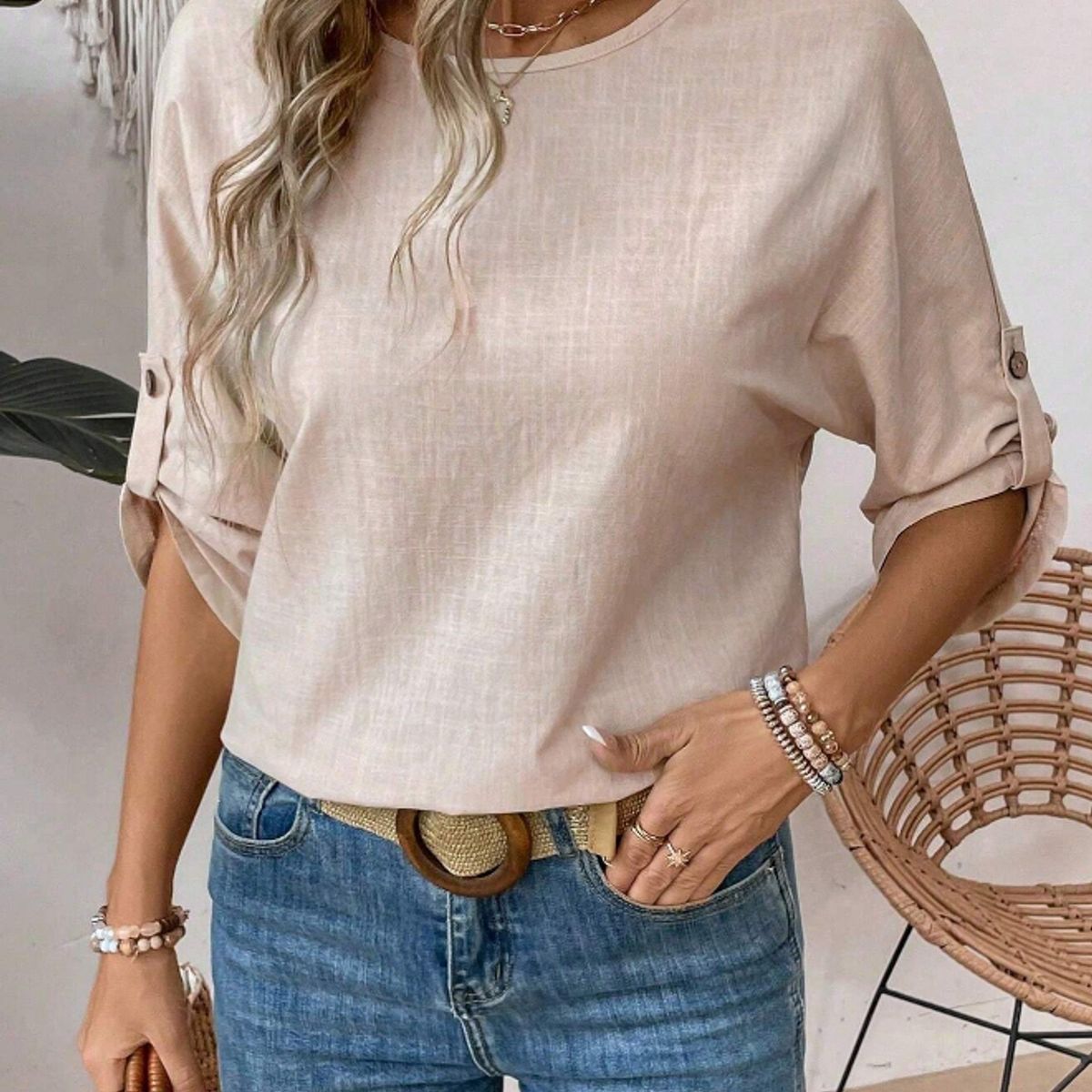 KIRAMA CLOTHING STORE - Blusa Casual De Manga Media Con Cuello Redondo En Color Albaricoque