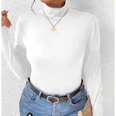 KIRAMA CLOTHING STORE - Camiseta Blanca de Cuello Cisne y Manga Larga Ajustada