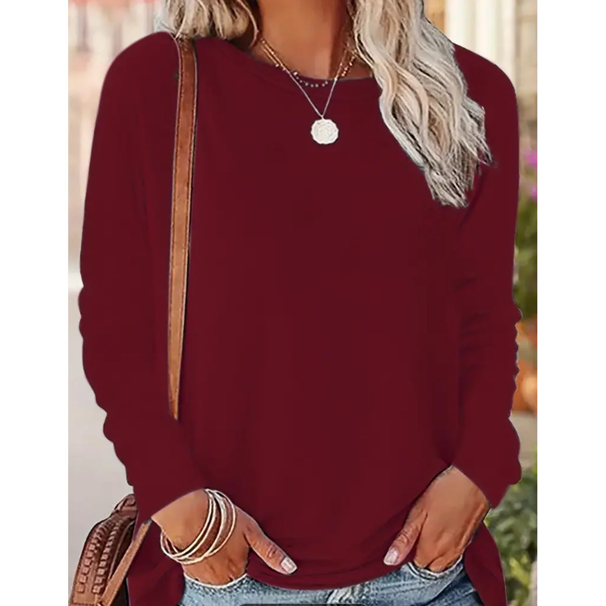 KIRAMA CLOTHING STORE - Blusa Casual Burdeos Cuello Redondo