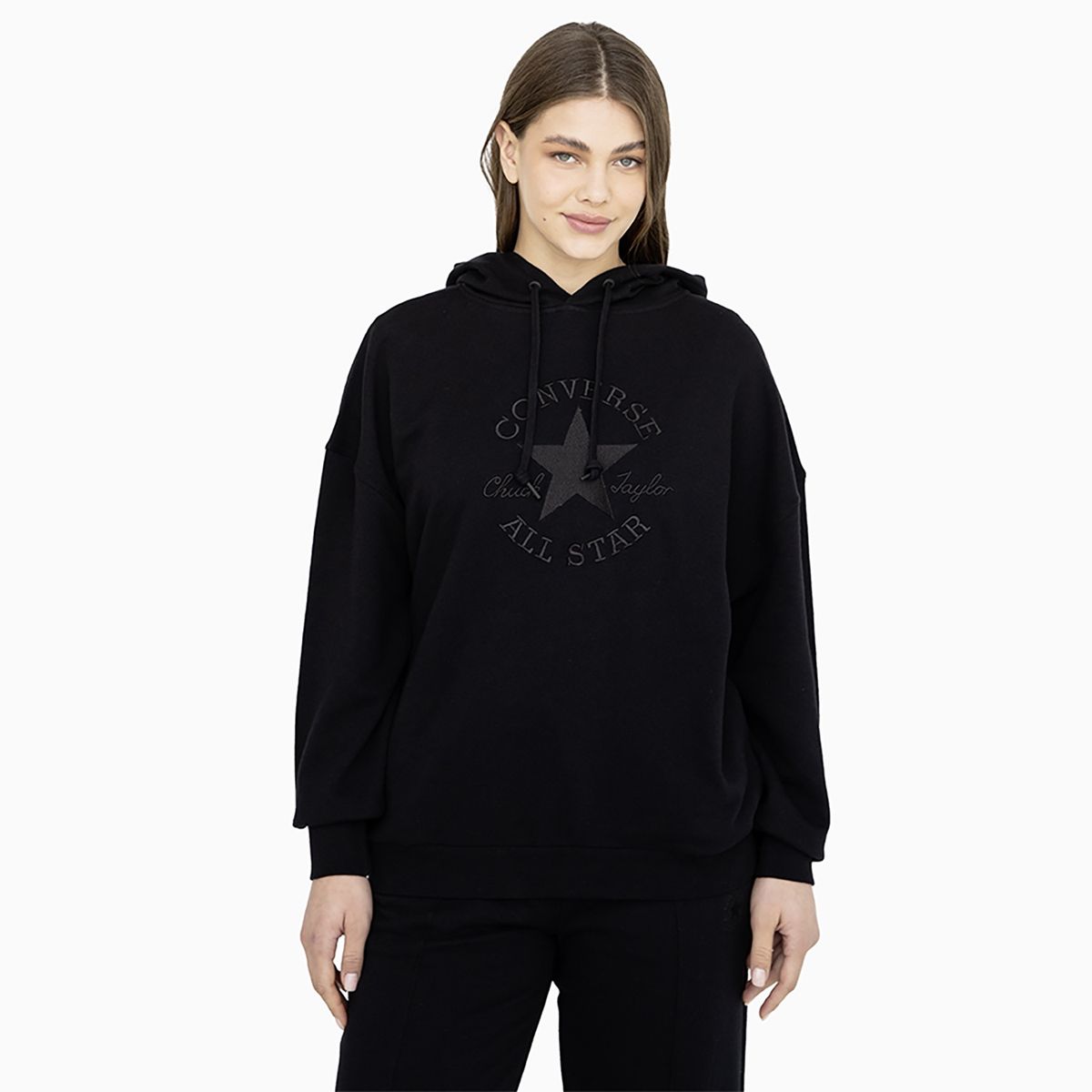 CONVERSE - Polerón Converse Hoodie Shine Patch Chevron Mujer Negro