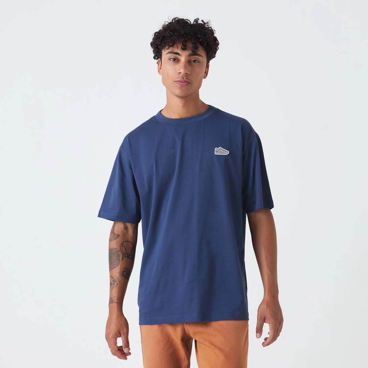 NEW BALANCE - Polera Lifestyle Hombre New Balance Athletics 574 Patch Azul