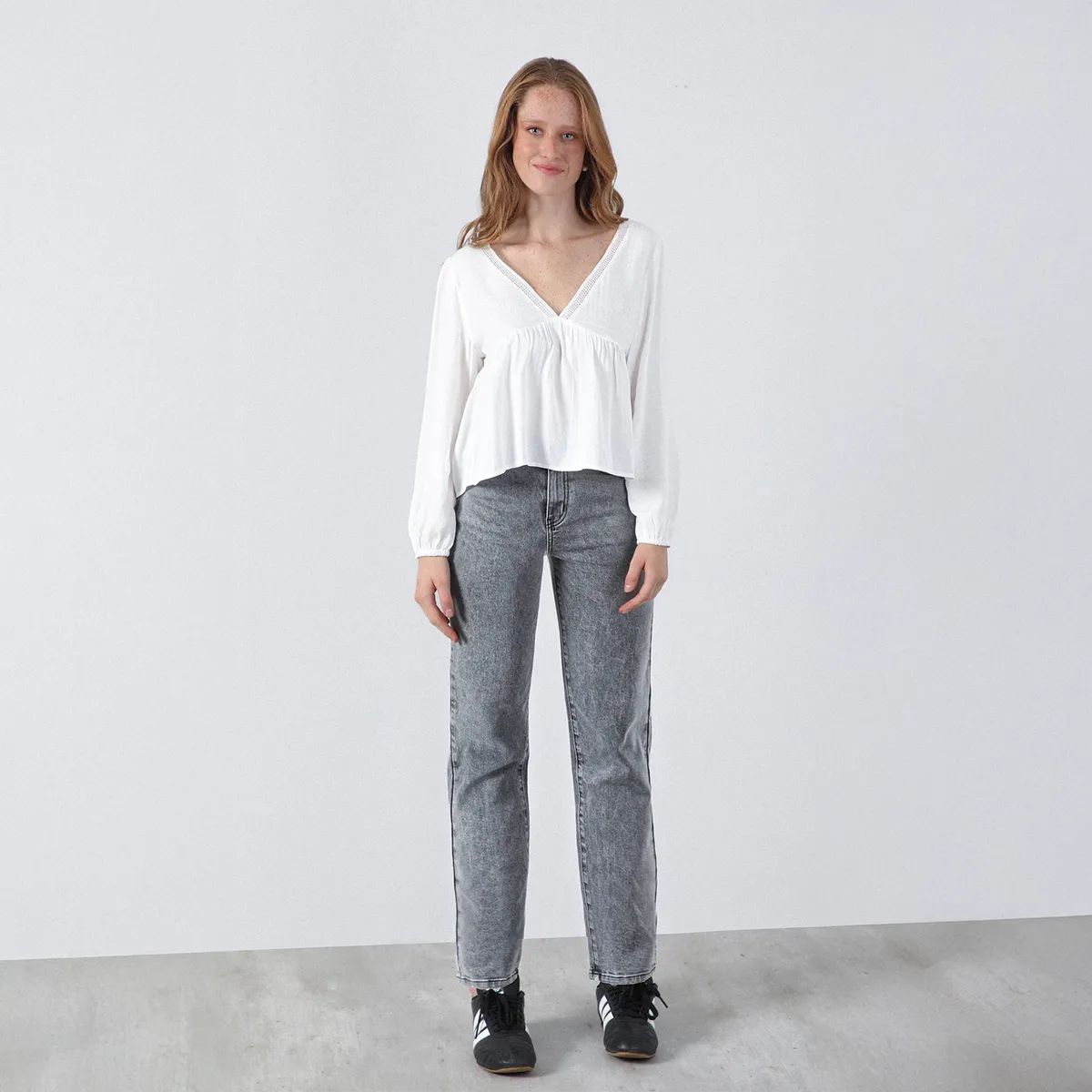 RAINDOOR - Pantalón Slim Mom Andorra Gris R Mujer Raindoor
