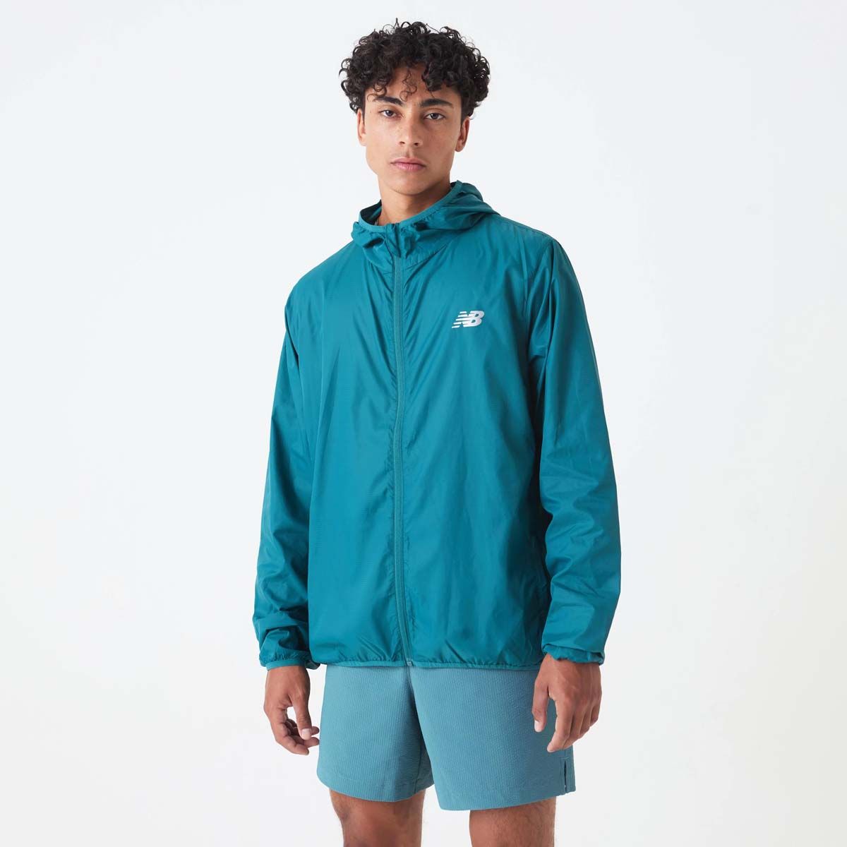 NEW BALANCE - Cortavientos Running Hombre New Balance Packable Verde