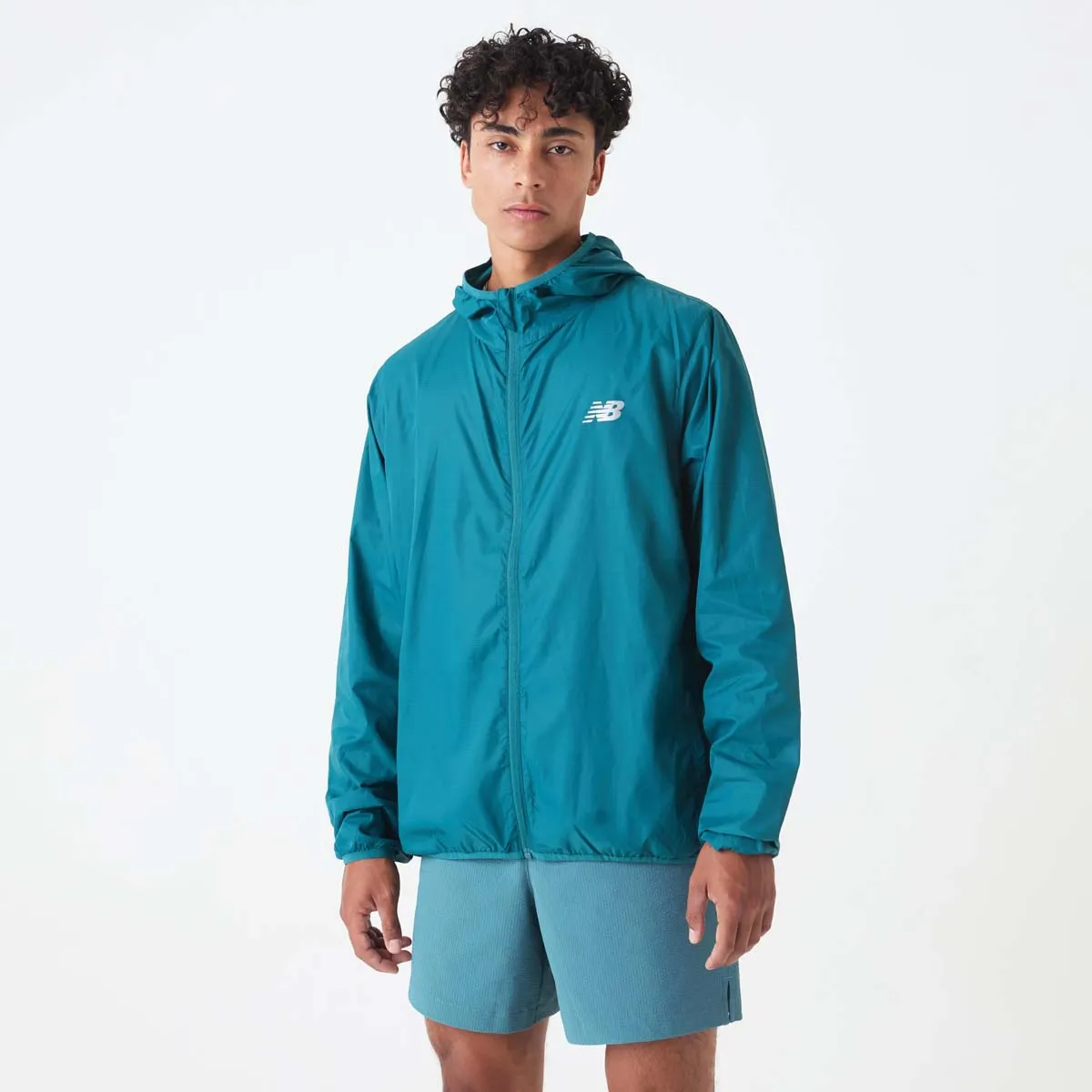 NEW BALANCE - Cortavientos Running Hombre New Balance Packable Verde