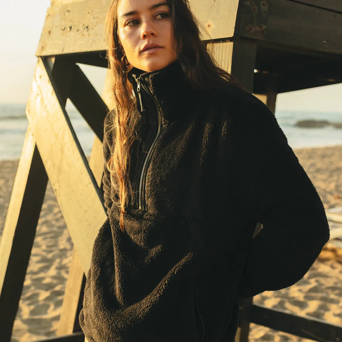 MAUI AND SONS - Poleron FZ Coral Quartz Negro Mujer Maui And Sons