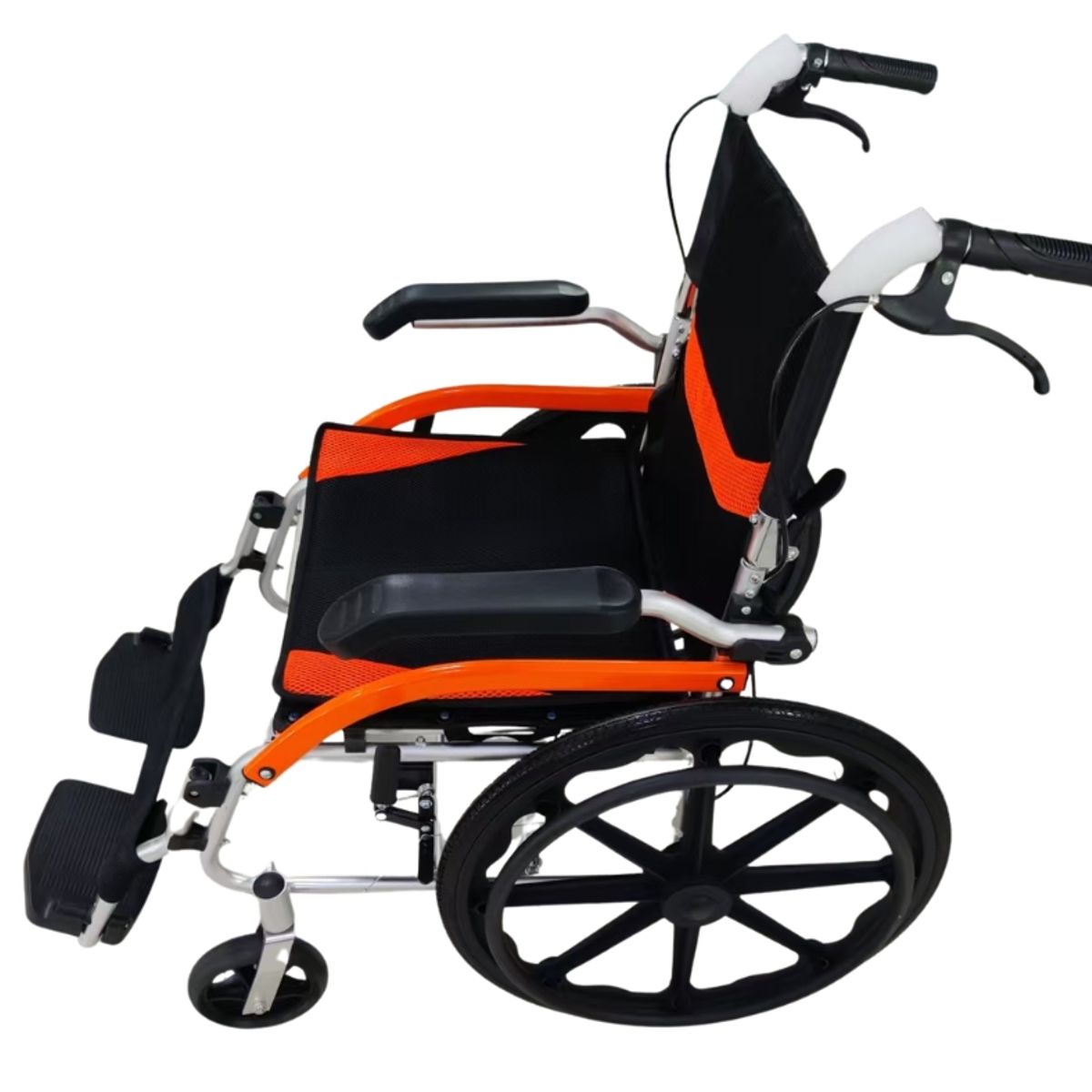 GENERICO - Silla De Ruedas Ultralivianabrazos Abatibles
