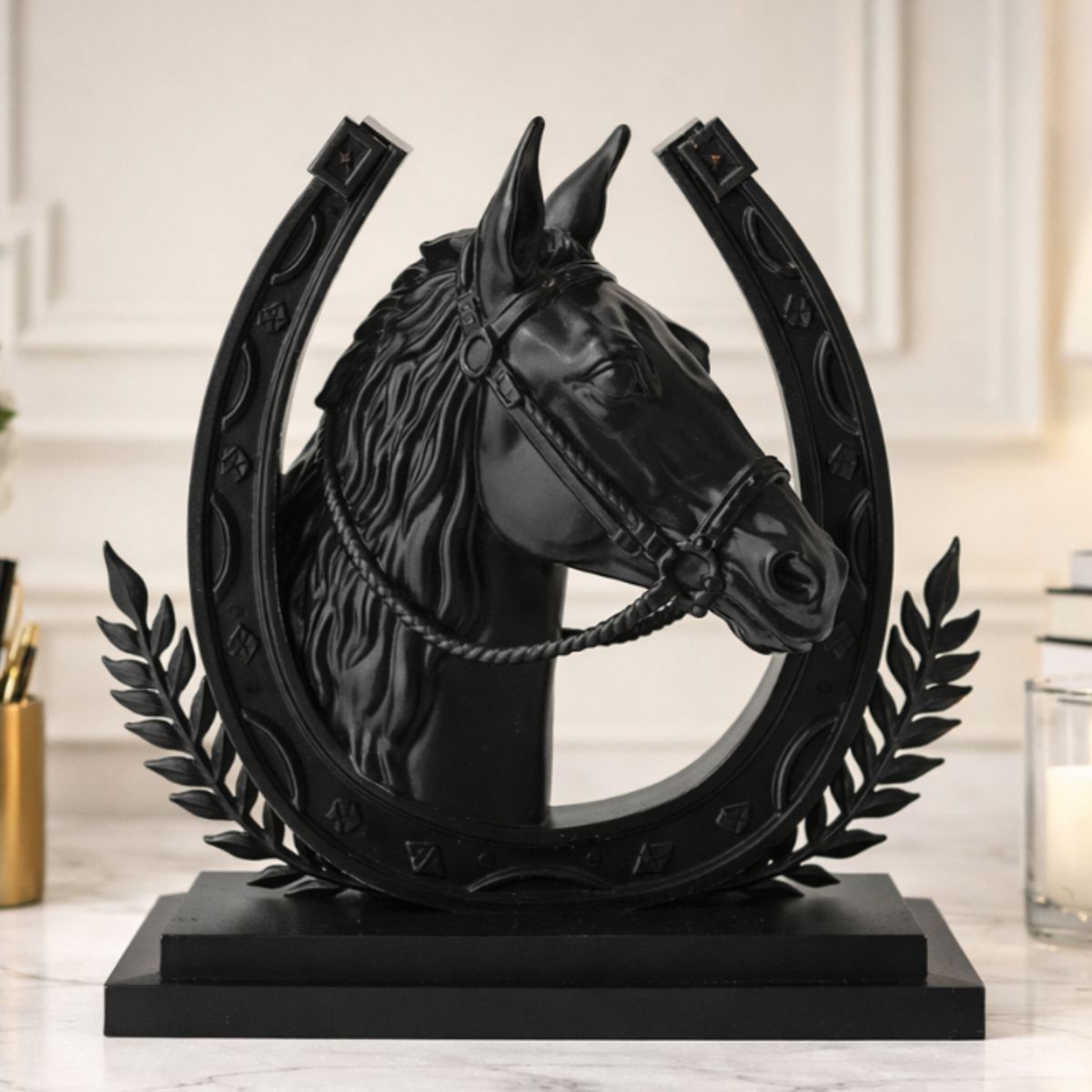 GENERICO - Escultura- Caballo Herradura