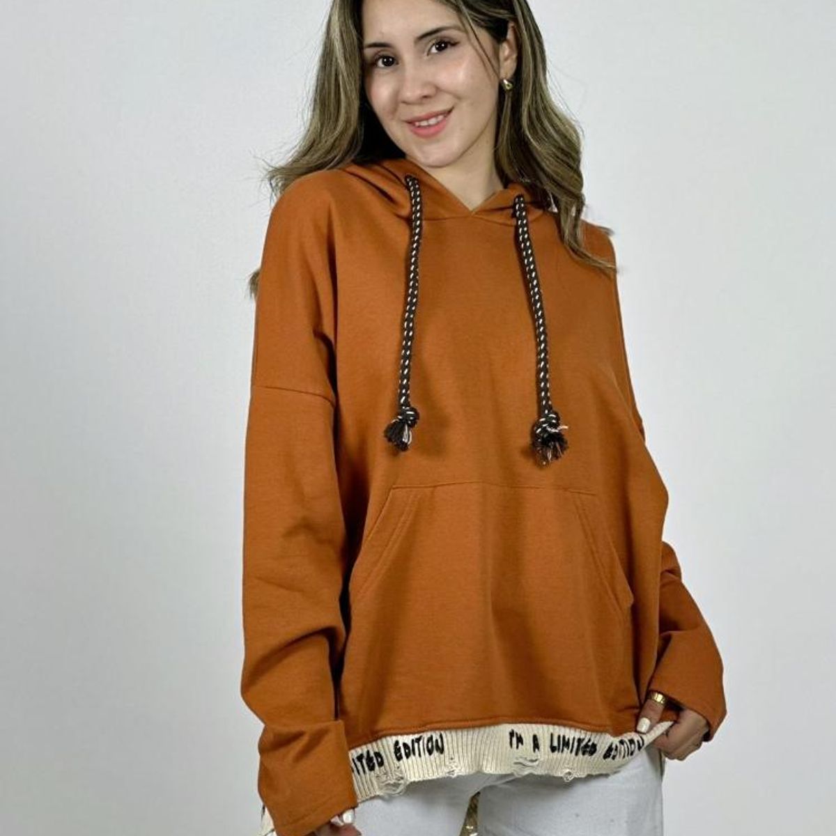 ENIGMATICA BOUTIQUE - Polerón Italiano Algodón Afranelado Borde Letras