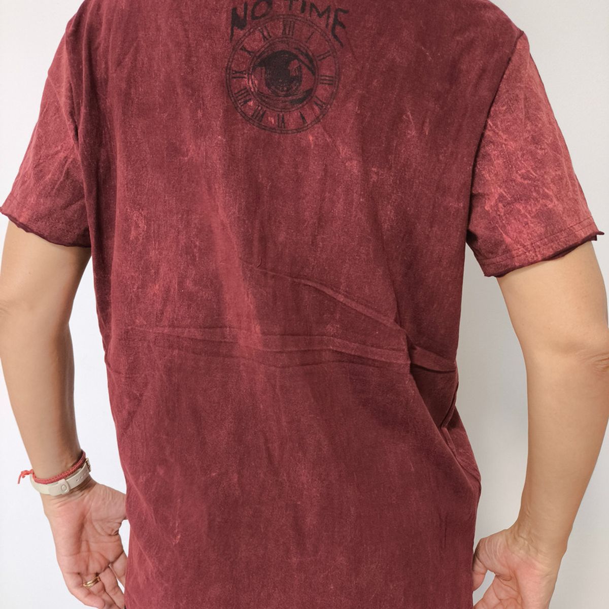 NO TIME - Polera Rey Mono (M) 