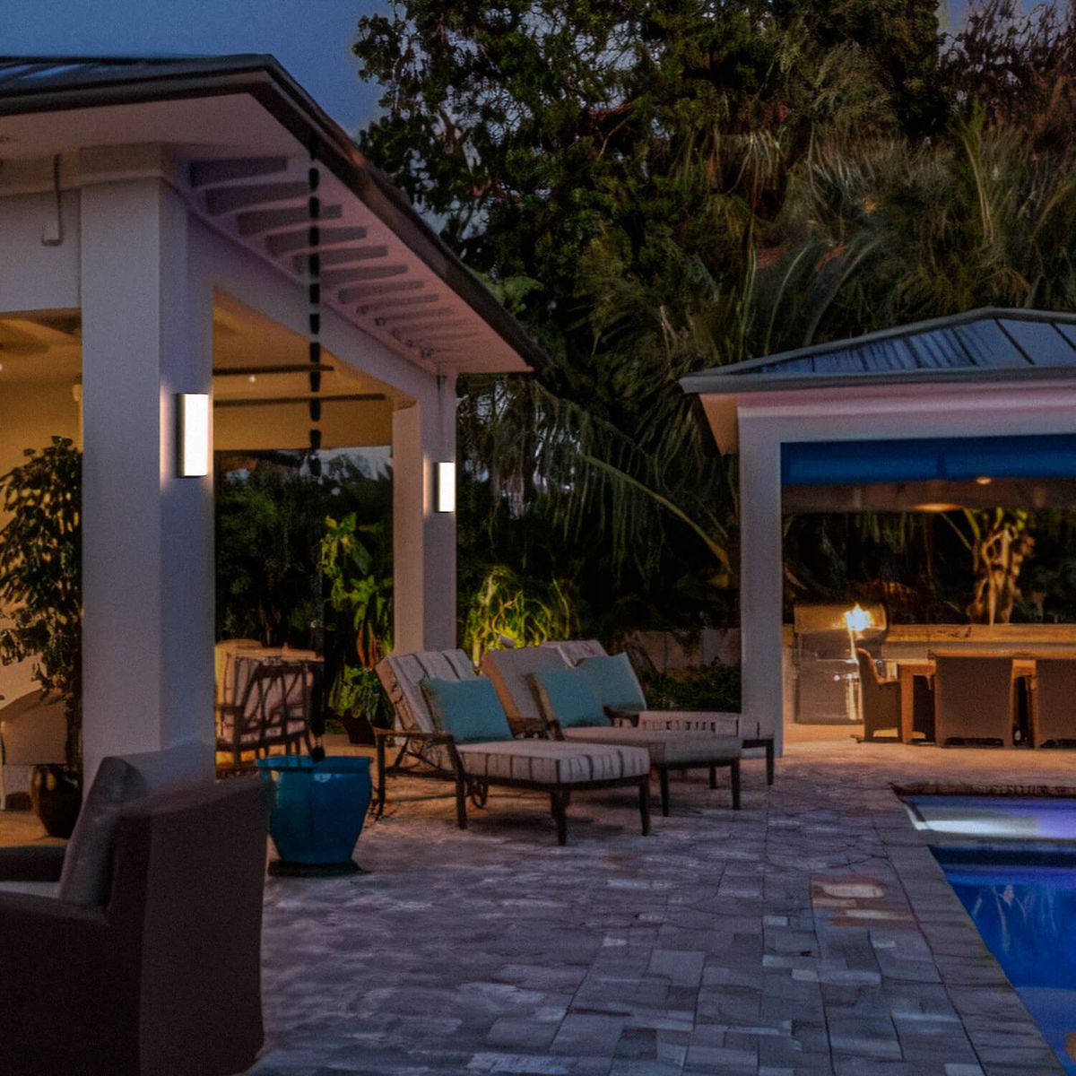 LED STUDIO - APLIQUÉ MURO LED STUDIO DIFUSOR 24W LUZ CÁLIDA IP44