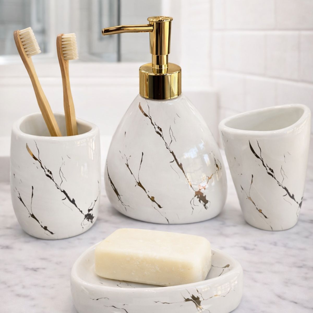 GENERICO - Set Accesorios de Baño 4 Piezas Cerámica Blanco Marmoleado – Dispensador y Porta Cepillos