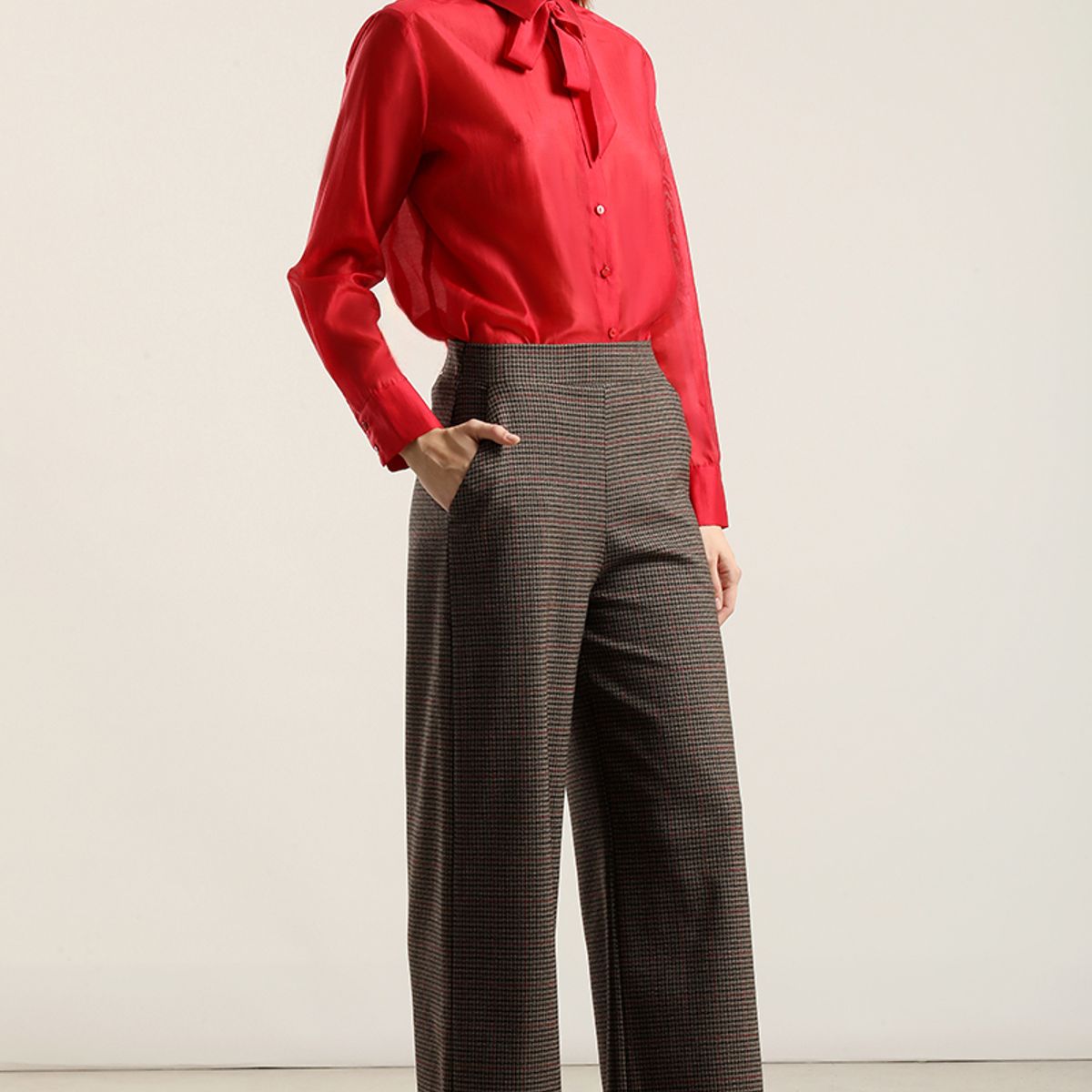 LIOLA - Pantalón ancho, tiro alto, café Liola