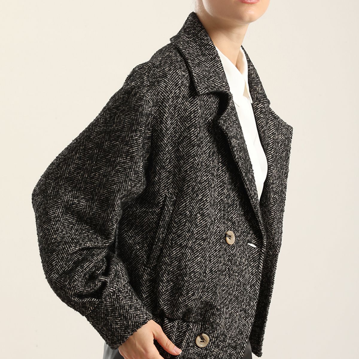 LIOLA - Chaqueta bomber fantasía espiga, negro  Liola