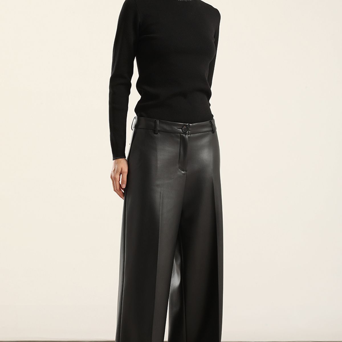 LIOLA - Pantalón ancho, tiro alto, efecto cuero, negro Liola