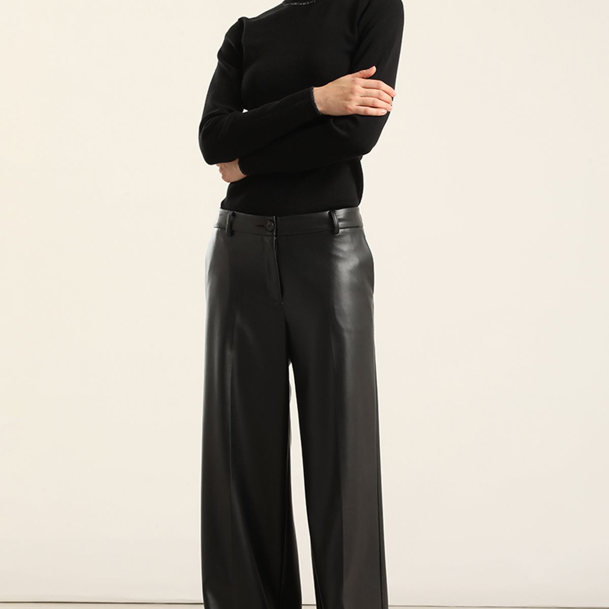 LIOLA - Pantalón ancho, tiro alto, efecto cuero, negro Liola