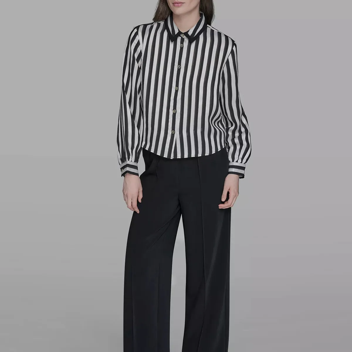 KARL LAGERFELD - Camisa manga larga con patrón de rayas y bolsillos frontales