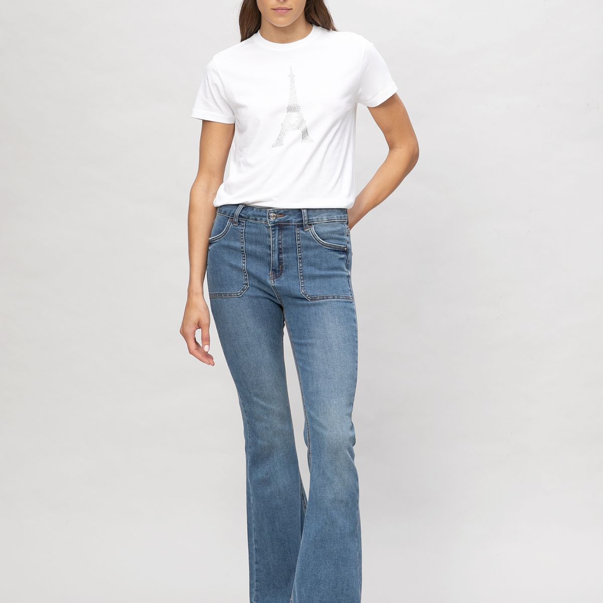 KARL LAGERFELD - Polera con gráfico de la Torre Eiffel con detalles en pedrería