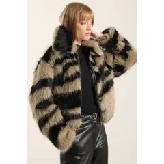 LIOLA - Chaqueta efecto piel, negro