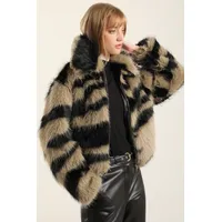 Chaqueta efecto piel, negro