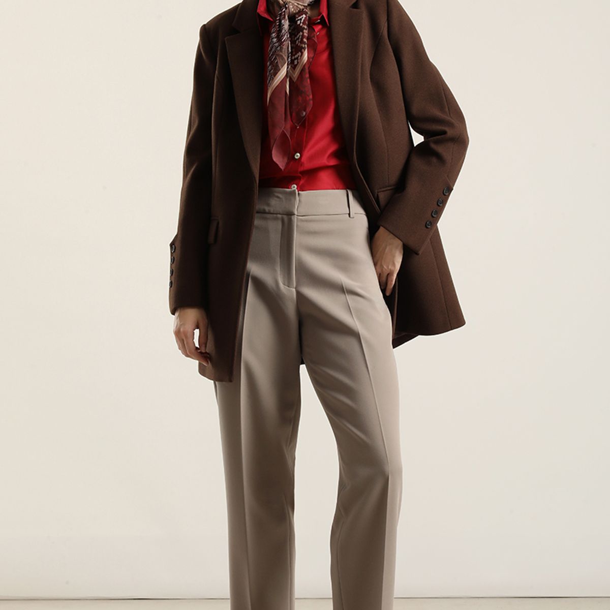 LIOLA - Chaqueton basico, muflon chocolate Liola