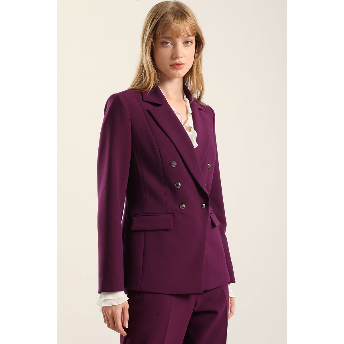 LIOLA - Blazer entallado cruzado, ciruela Liola