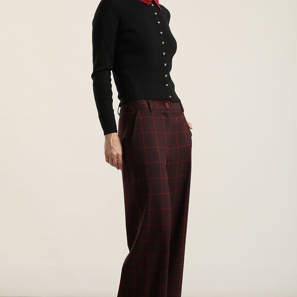 LIOLA - Pantalón recto, tiro alto, burdeo Liola