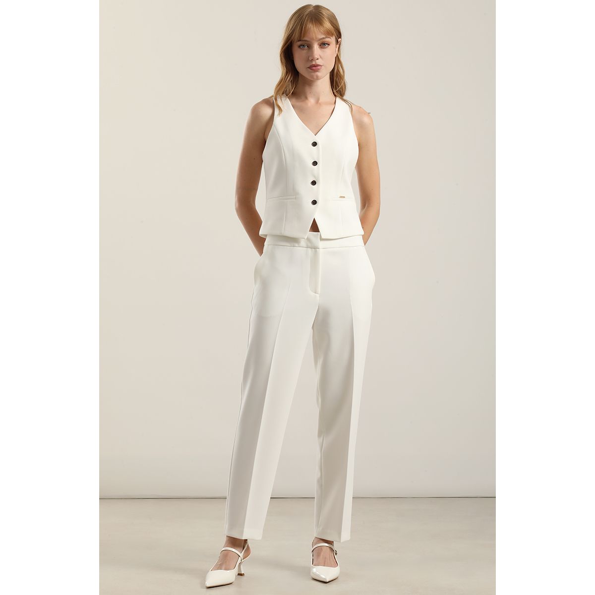 LIOLA - Pantalón sastre, tiro alto, crudo Liola