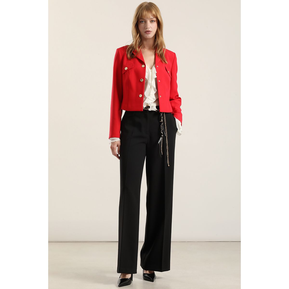 LIOLA - Chaqueta cropped, tapetas fantasia, rojo Liola