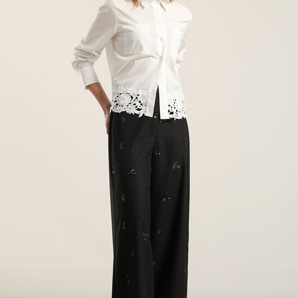 LIOLA - Pantalón recto, negro Liola