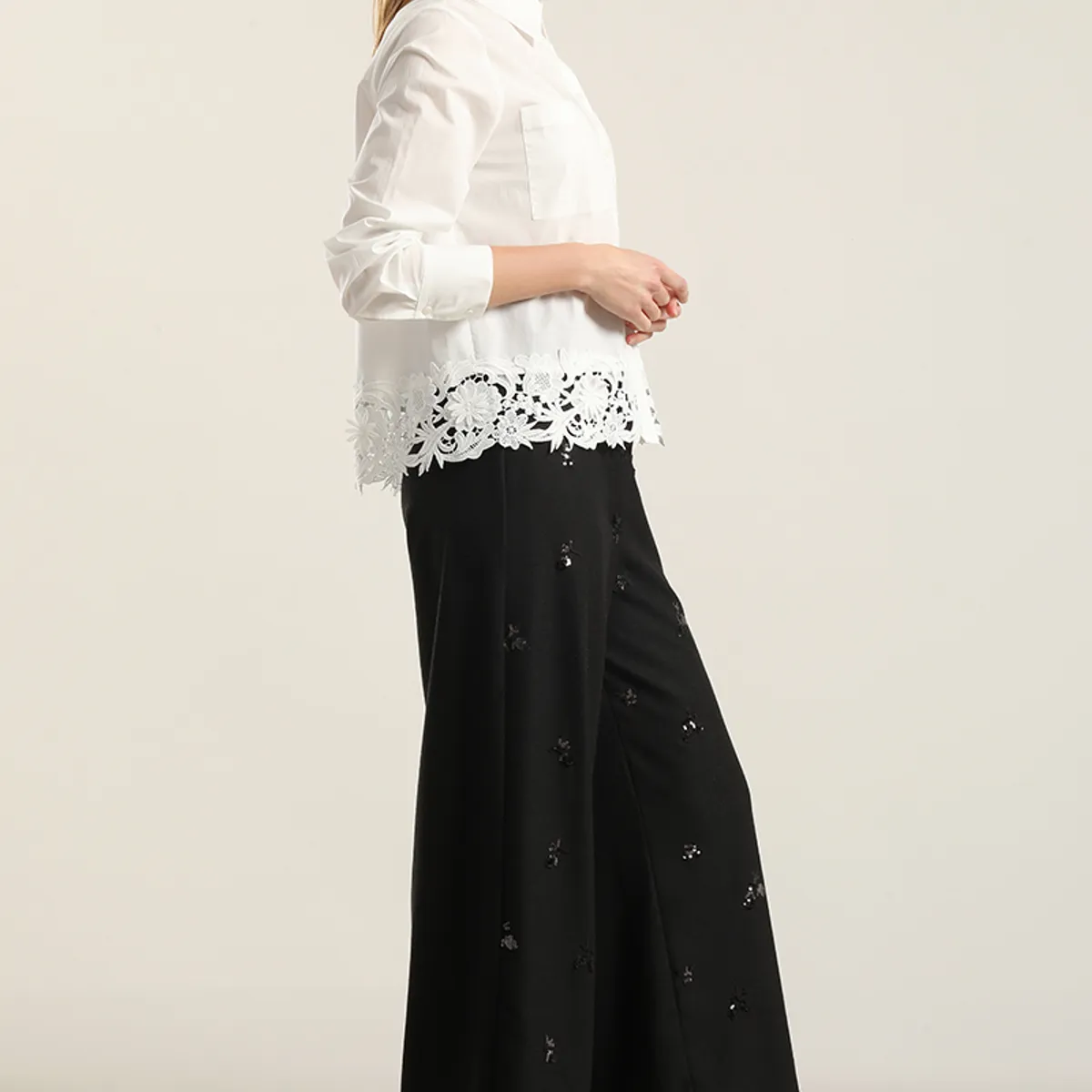 LIOLA - Pantalón recto, negro Liola