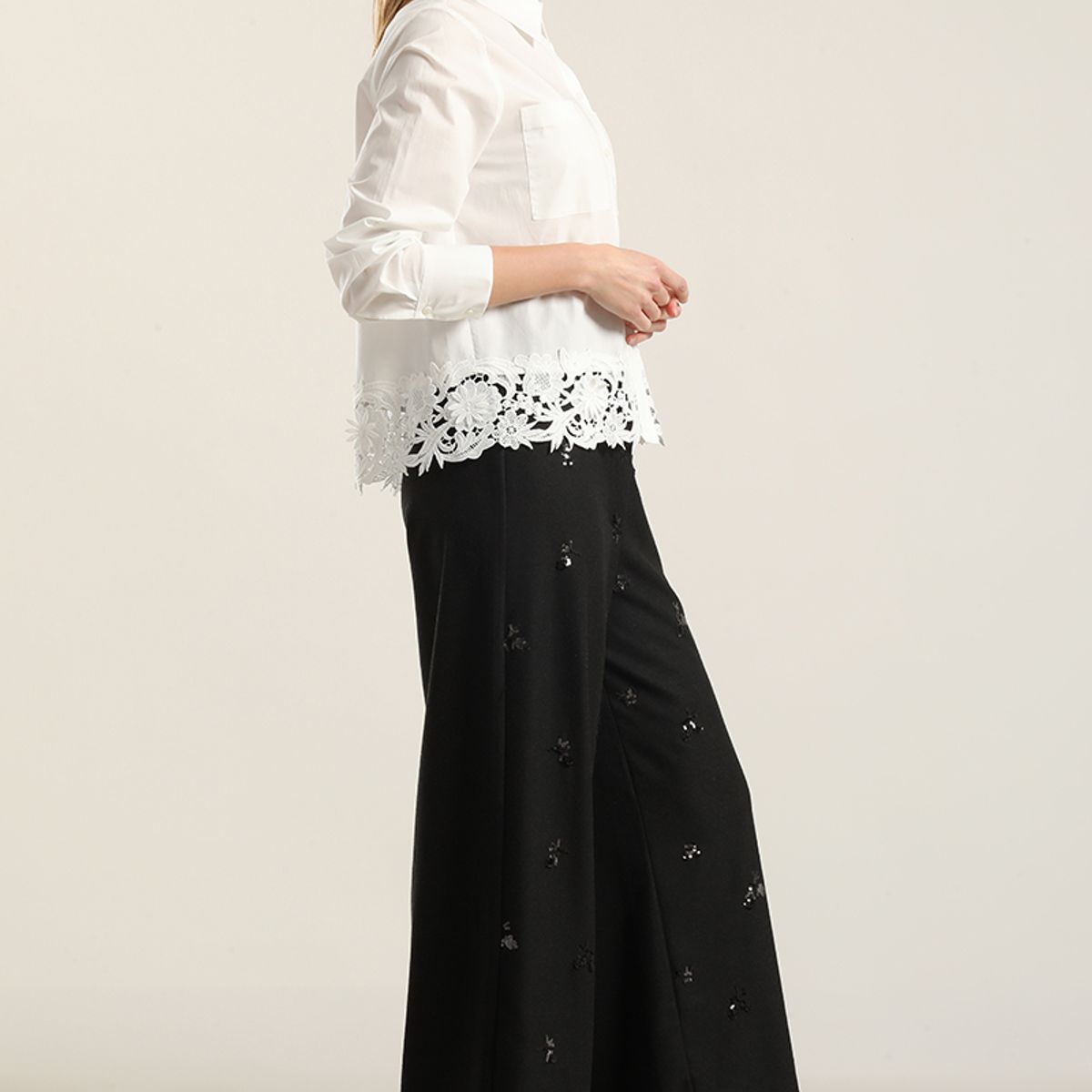 LIOLA - Pantalón recto, negro Liola