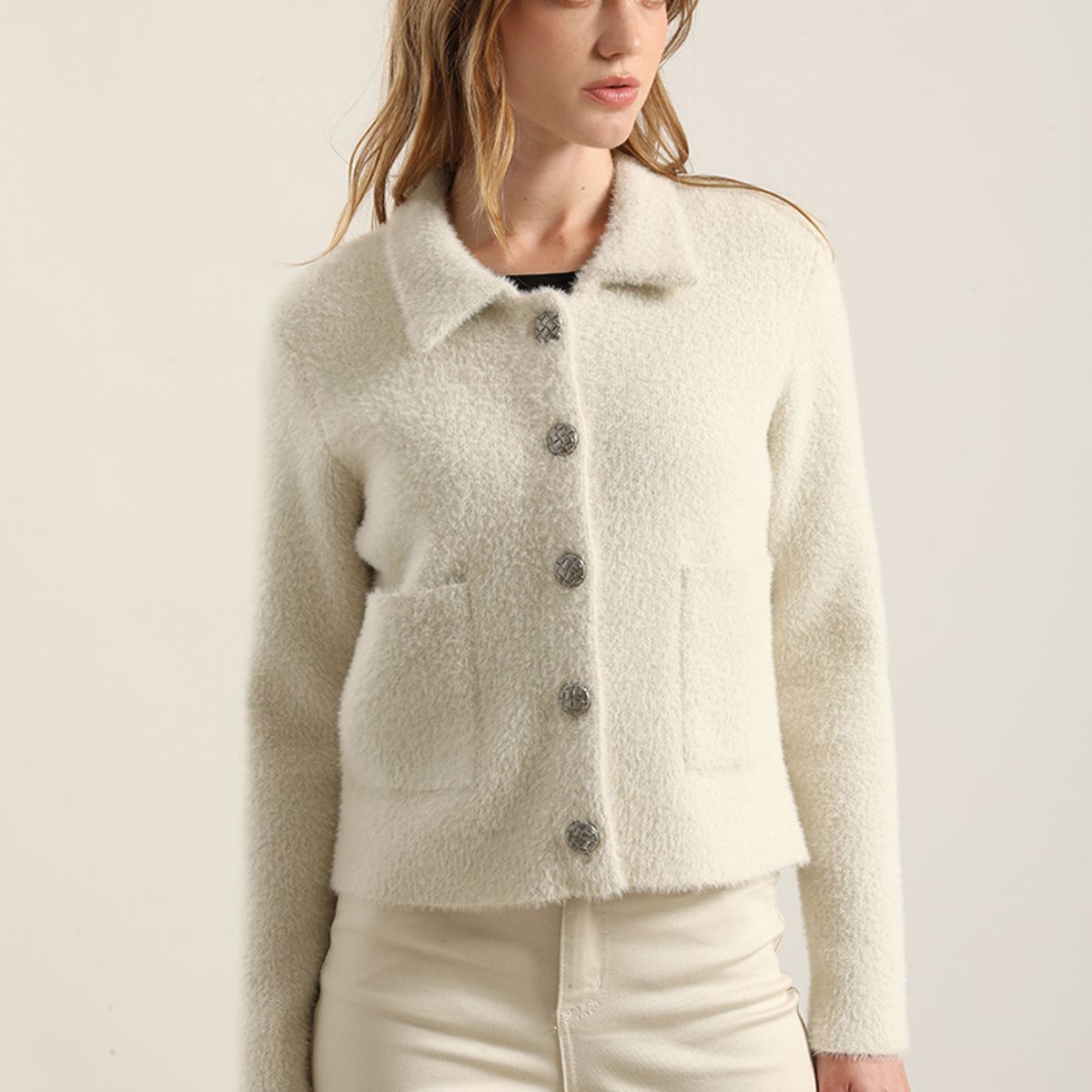 LIOLA - Chaqueta punto, hilo metalizado, beige Liola