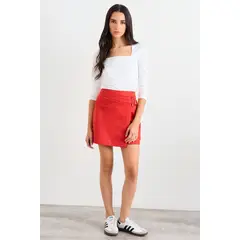 IO - Short Liso Mujer Rojo